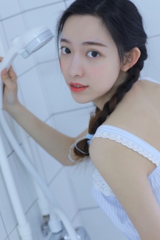 老师的兔子很大